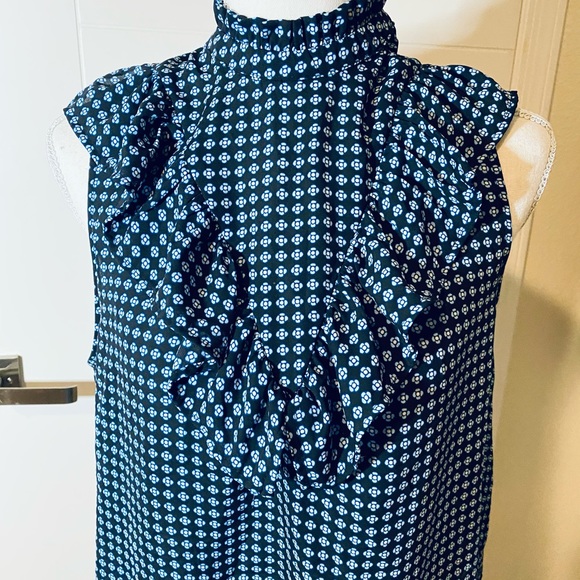 Ruffle Top - Picture 2 of 7